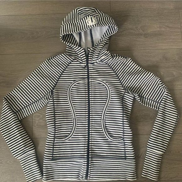 Lululemon Women’s Striped Scuba Zip Hoodie (Size 4) - Picture 1 of 3